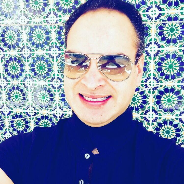  19628242  Ayman, 39 ,    