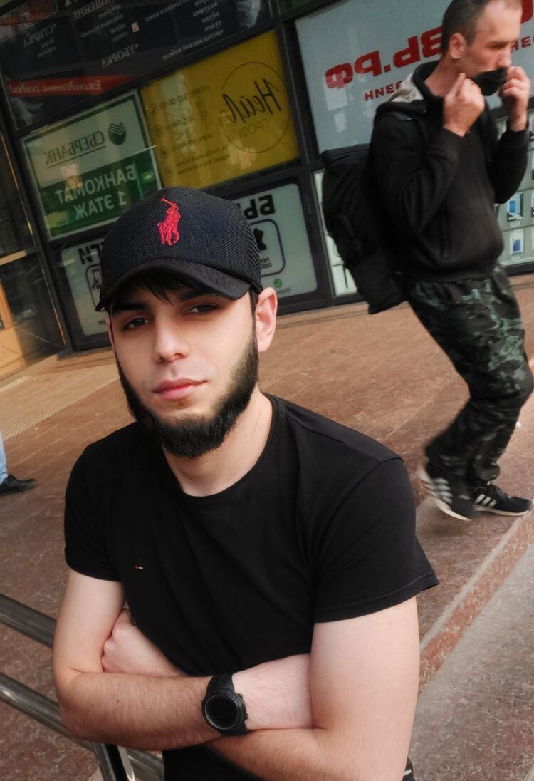  33892122  Shamil, 30 ,    