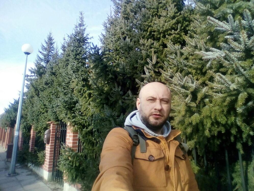  17288442  Yrko, 43 ,    