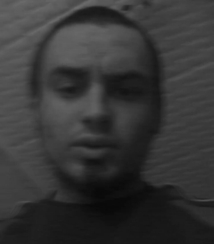  28045052  , 25 ,    
