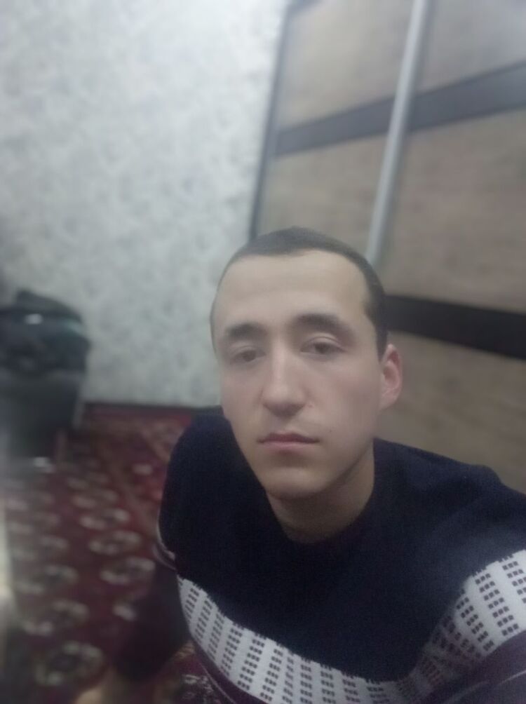 30467932  Hasan, 29 ,    