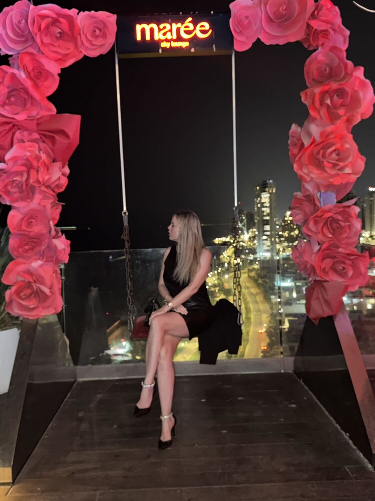  54422752  , 33 ,    Azor