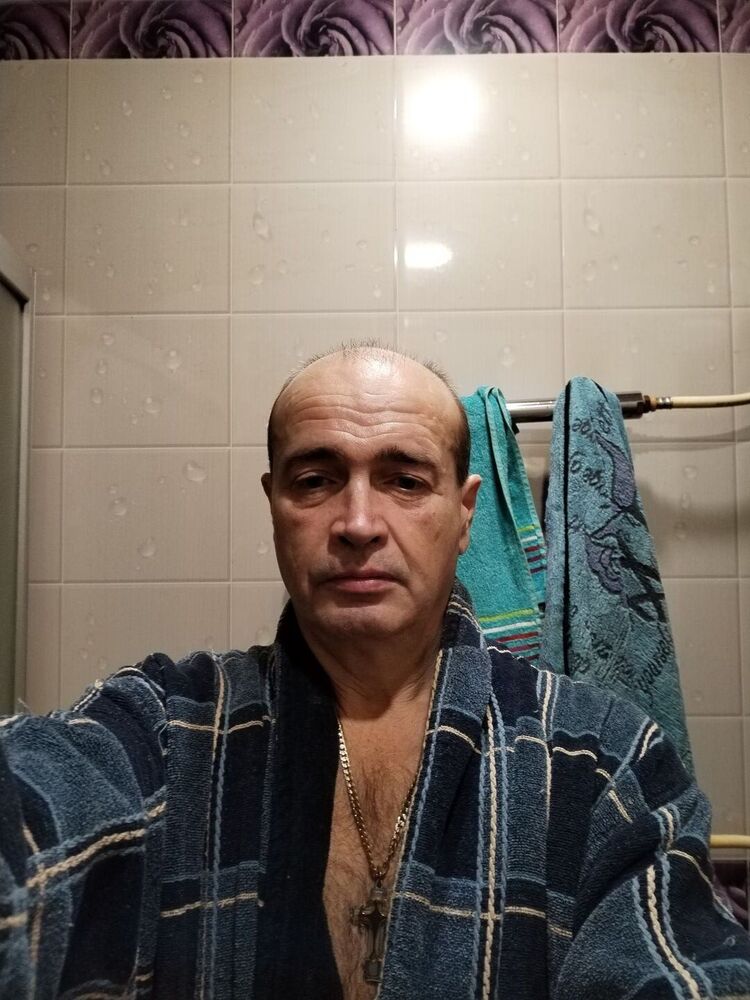  32698992  , 51 ,    
