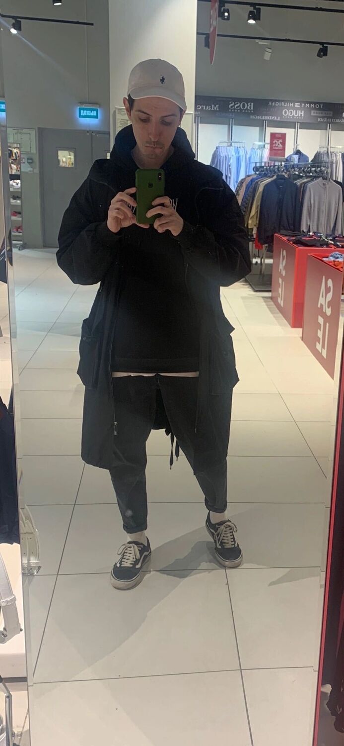  33165572  Ivan, 36 ,    