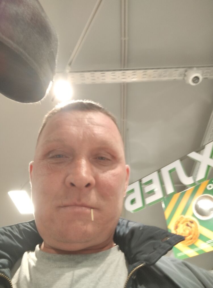  51110812  , 45 ,    