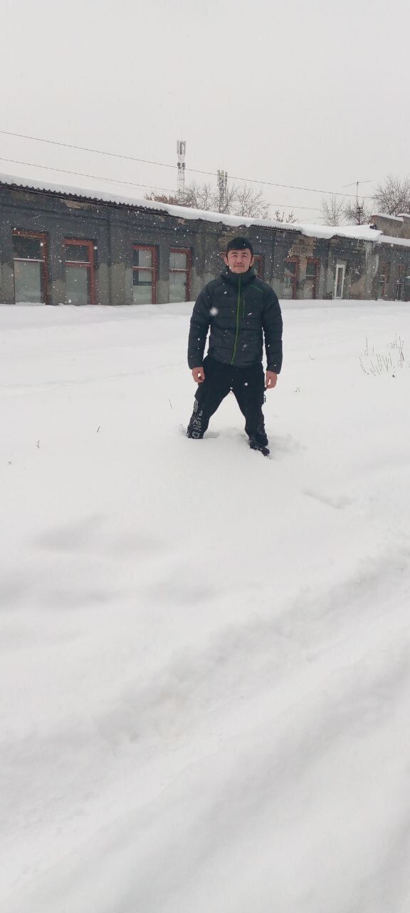  31492532  Umidjon, 26 ,    