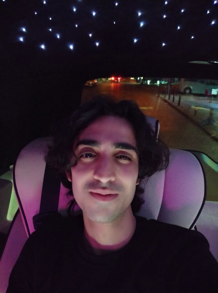 ���� 46585412 ����� Selvi, 23 ����, ���� ���������� � Young