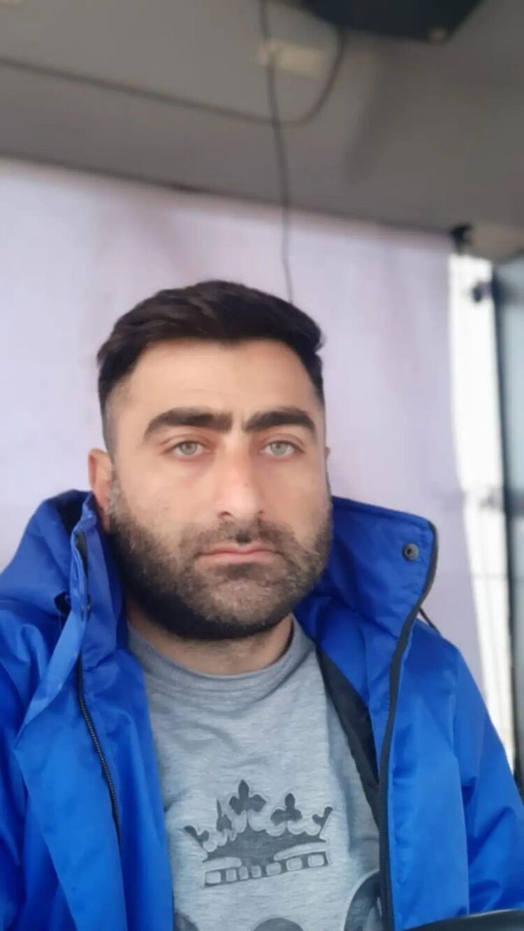  ,   Vusal, 37 ,   ,   