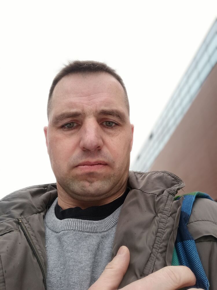  ,   Dima, 44 ,   ,   , c , 