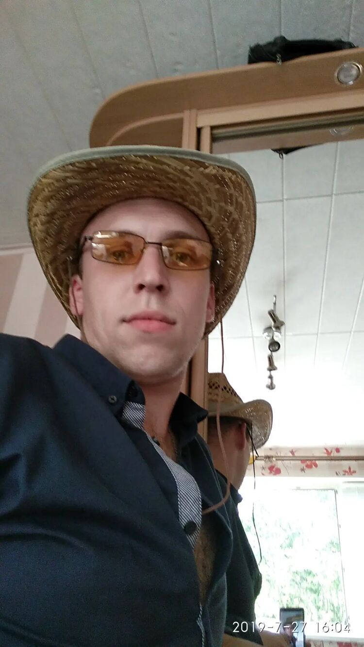 ���� 40516542 ������� Mr, 34 ����, ���� ���������� � �����-����������