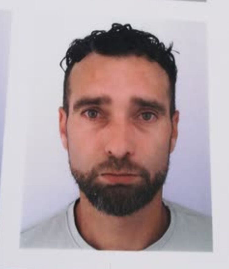  Alizay,   Vasco, 37 ,   ,   