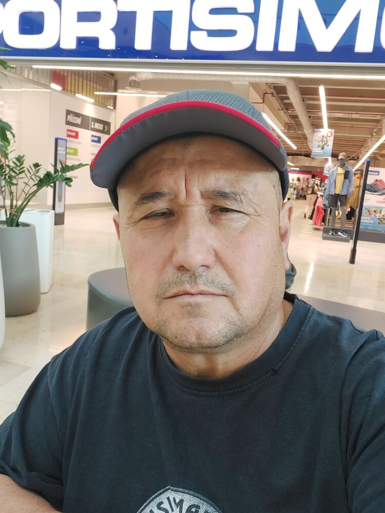  44792562  Farruh, 47 ,    Bohnice