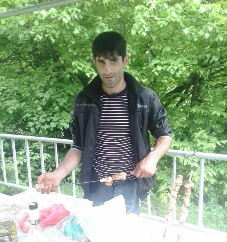  24154382  Samvel, 37 ,    
