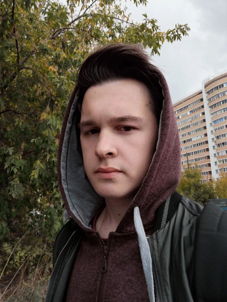  42849072  , 32 ,     