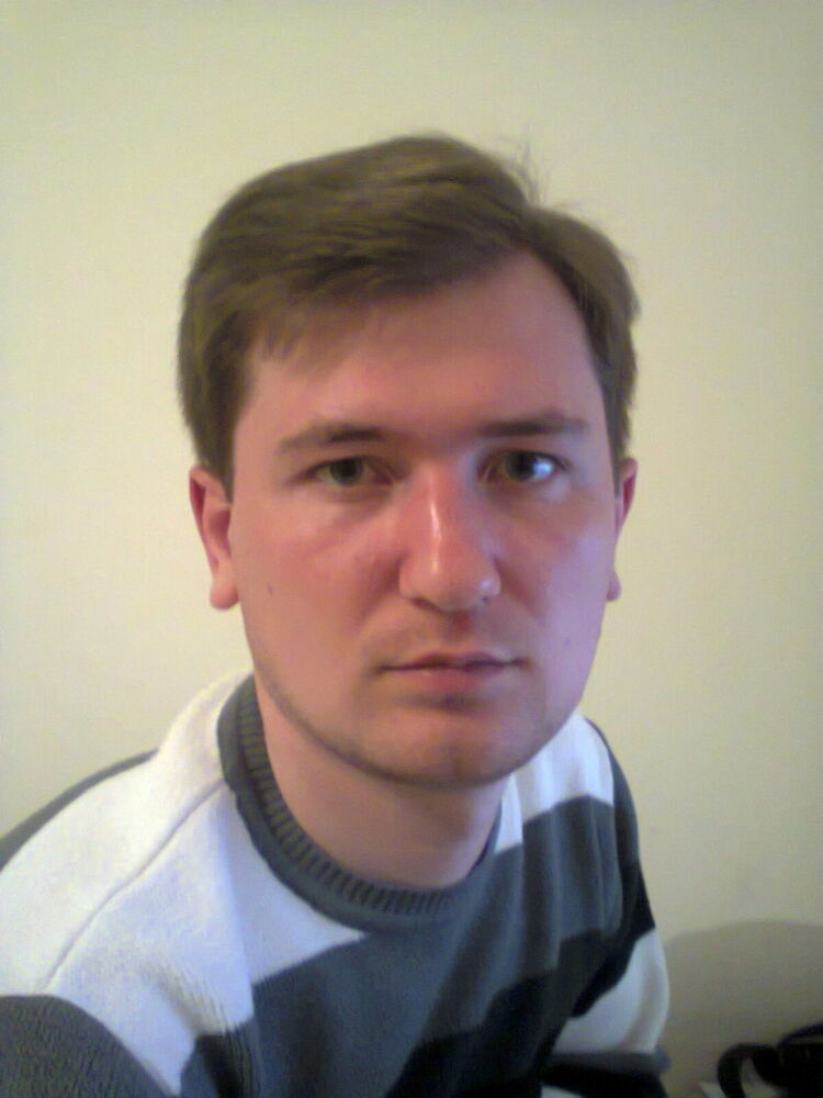  8506402  Roman, 35 ,    