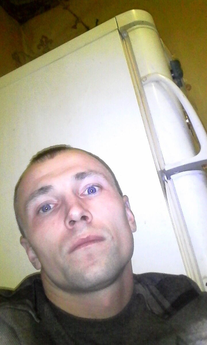  ,   Alex, 41 ,   