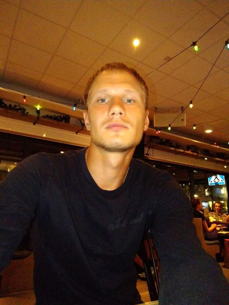  ,   Sergej, 35 ,   ,   , c 