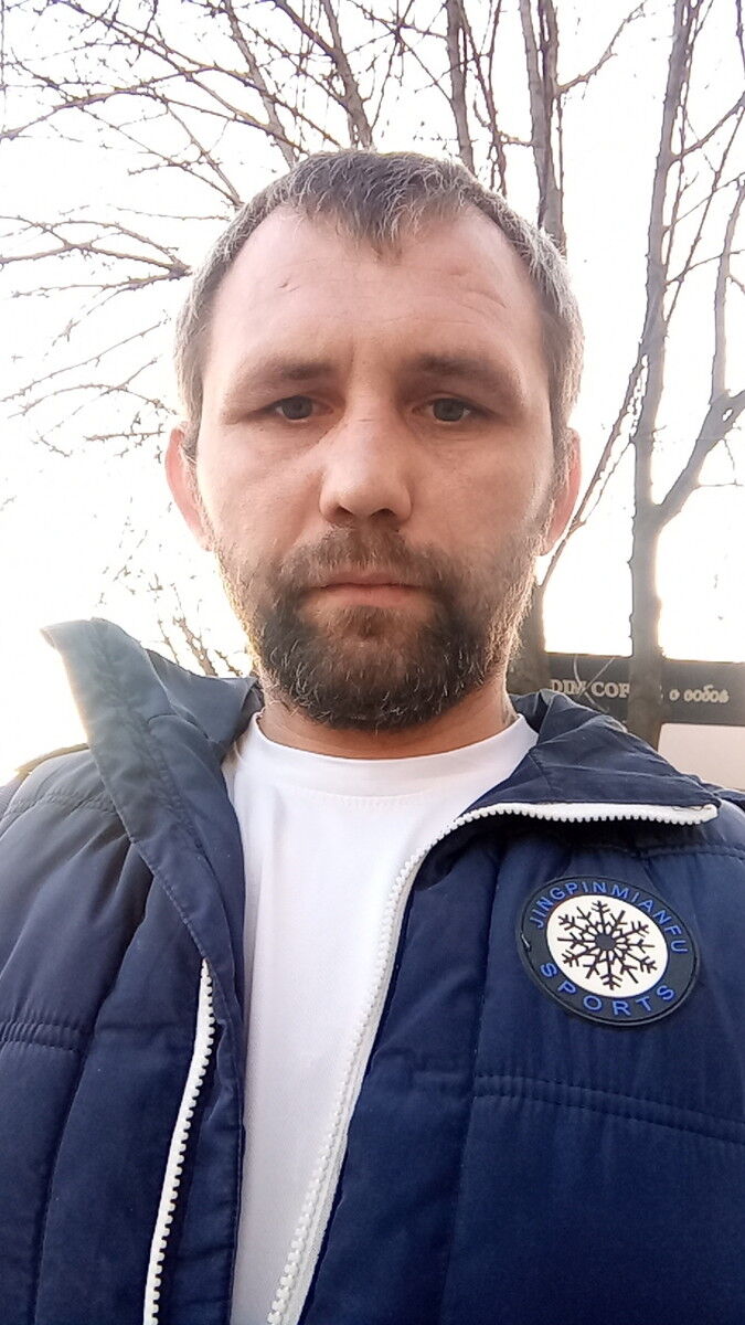  ,   Aleksandr, 40 ,   