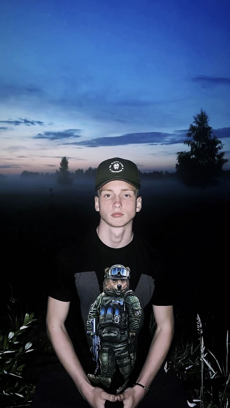  35953072  , 22 ,    -