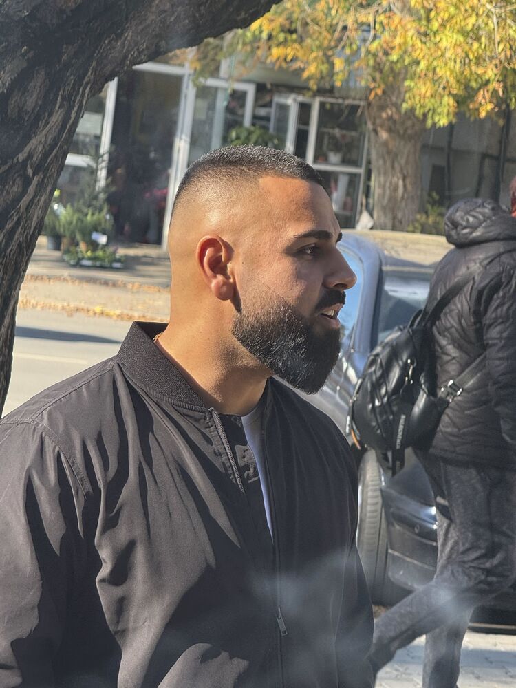  54658222  Mitko, 22 ,    