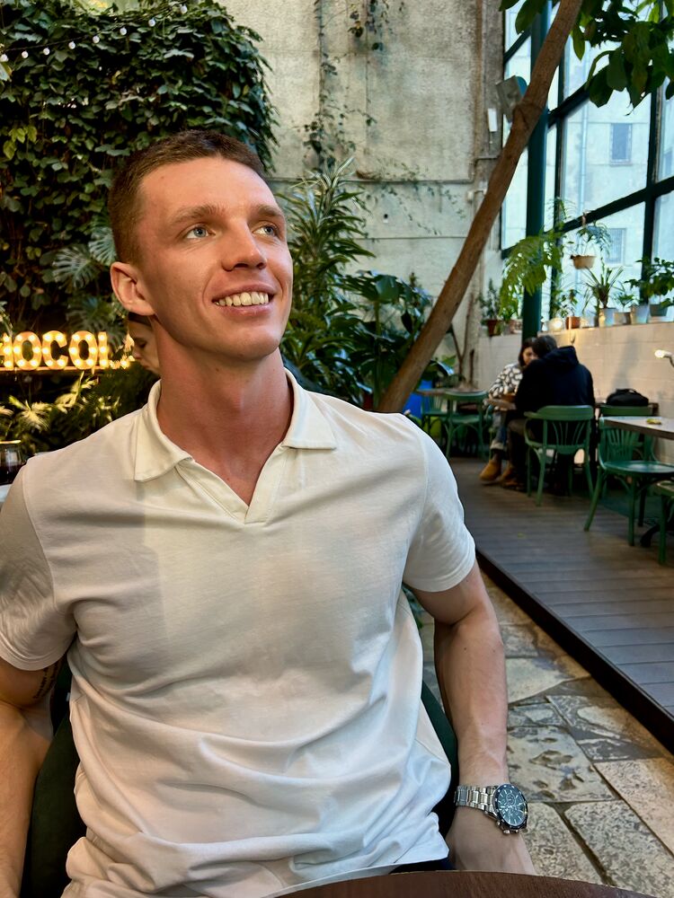  52309482  Danil, 26 ,    -
