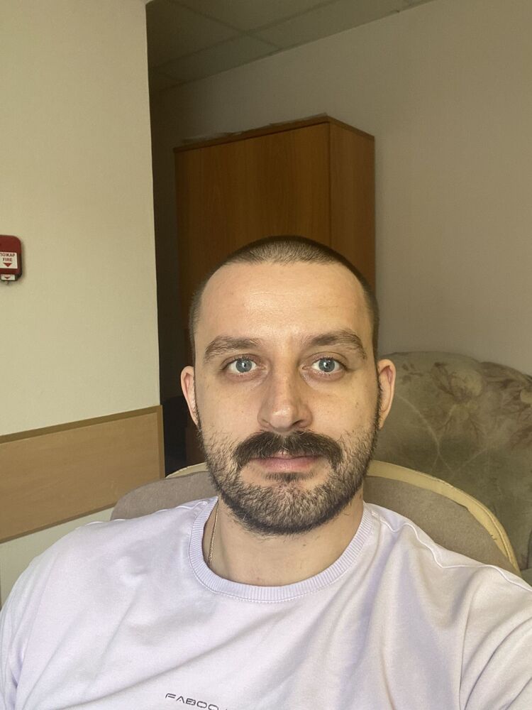  51982822  , 33 ,    -