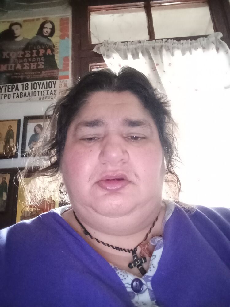  43955652  Maria, 45 ,    Larisa