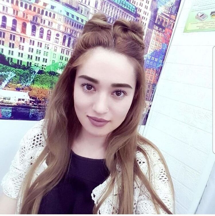  31746452  Nigina, 26 ,    