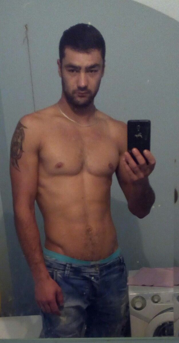  ,   Mansur, 34 ,   