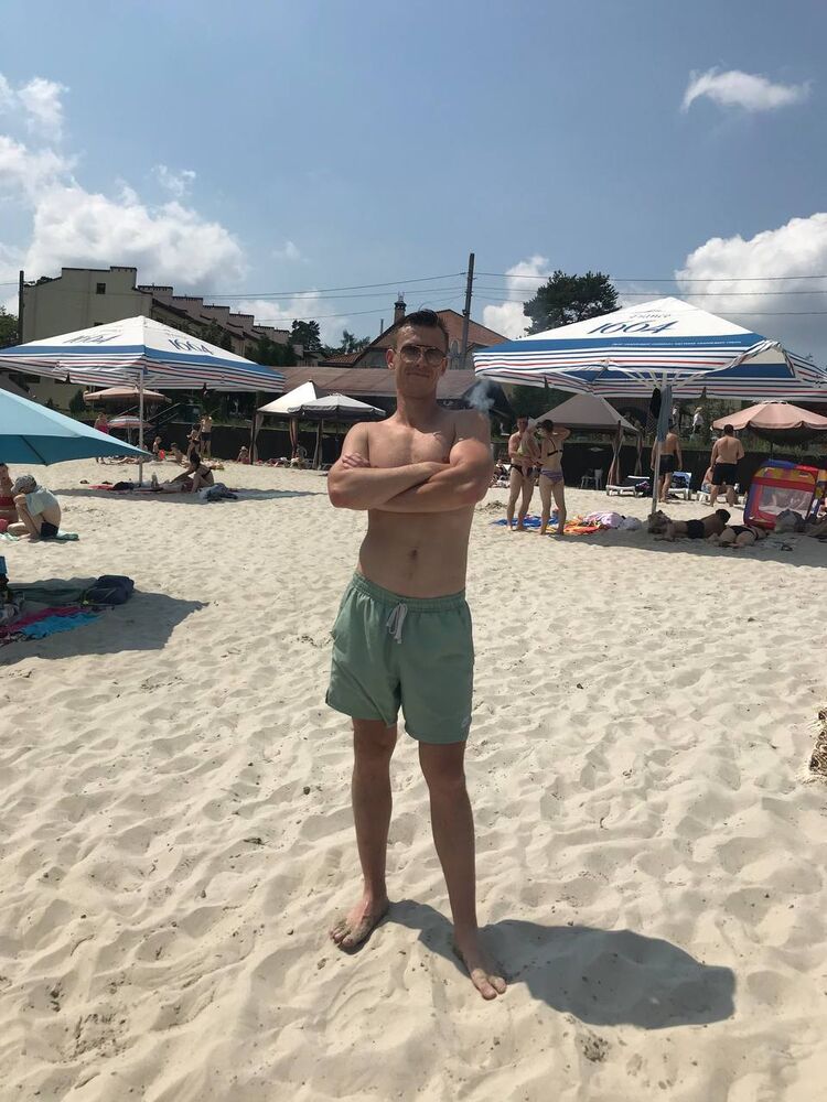 ���������� ����, ���� ������� Just _A _Man, 40 ���, ������������ ��� ������, ����� � ���������