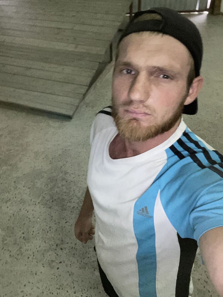  53398632  , 27 ,    