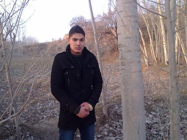  ,   Ali, 33 ,   