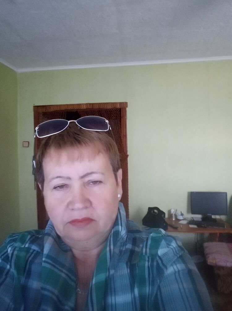  ,   , 70 ,   ,   , c 
