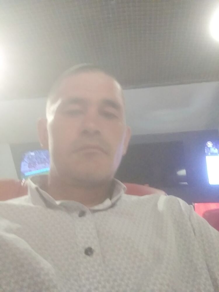  ,   Evgeny, 42 ,   ,   , c , 