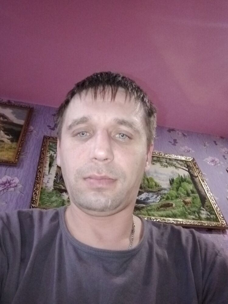  ,   Ruslan, 38 ,   ,   