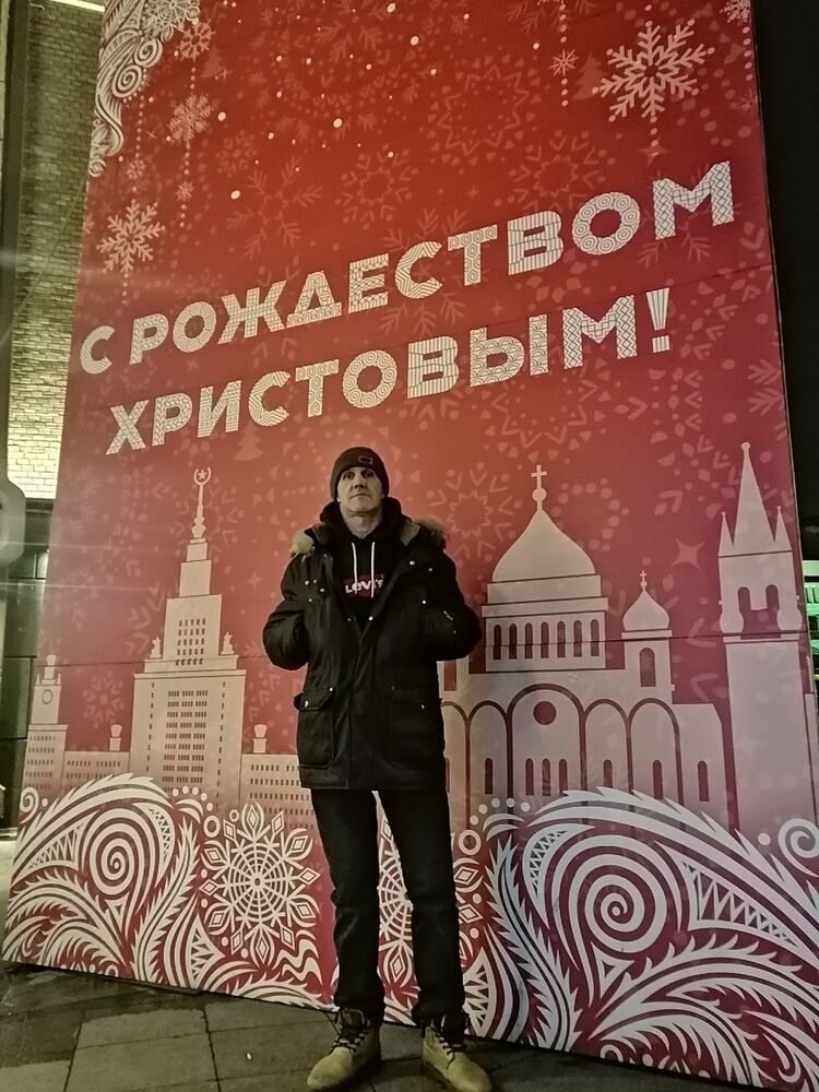  18727732  , 52 ,    