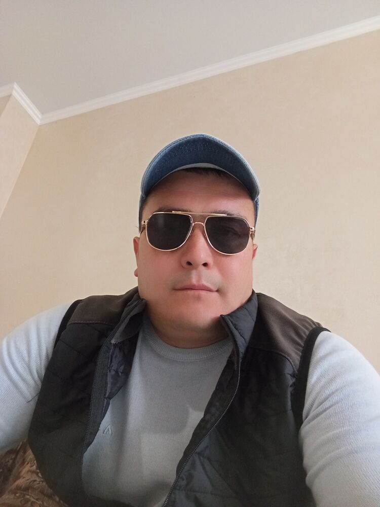  46317222  Furkat, 35 ,    