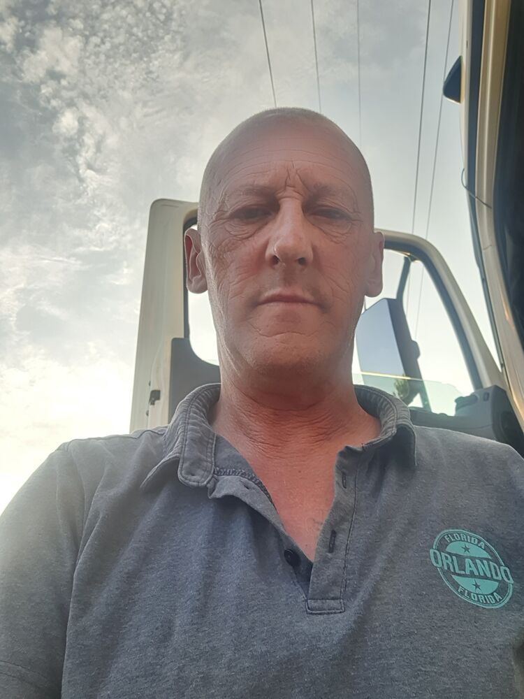  45683852  , 58 ,    