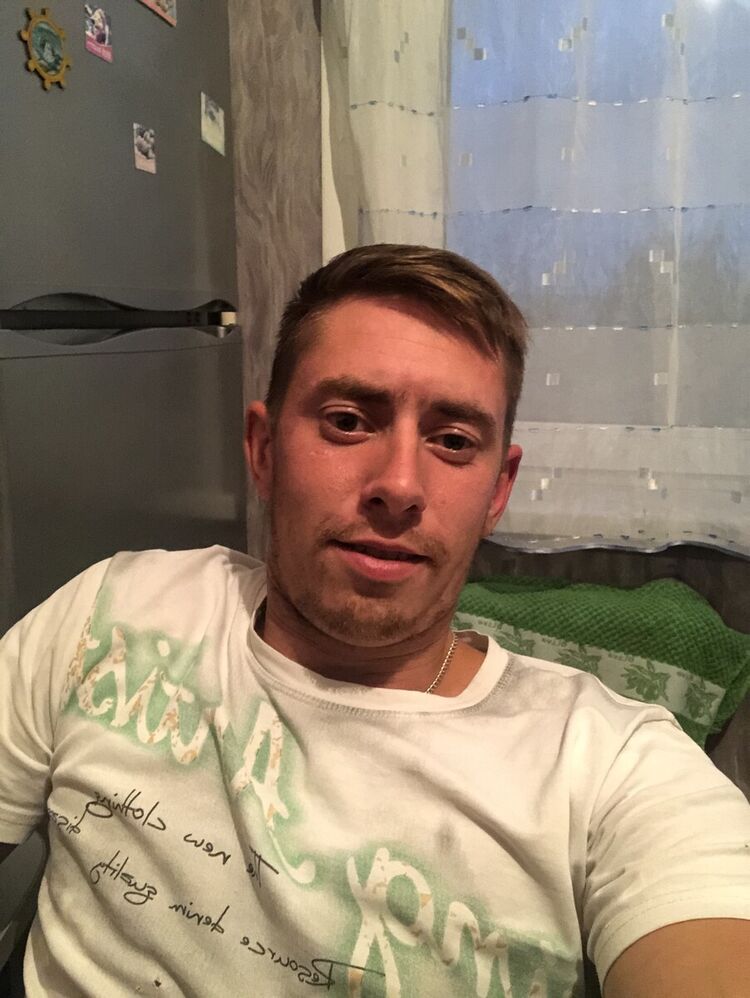  20603872  , 33 ,    