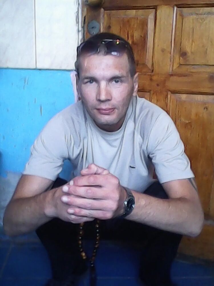  40995772  Sergey, 48 ,    