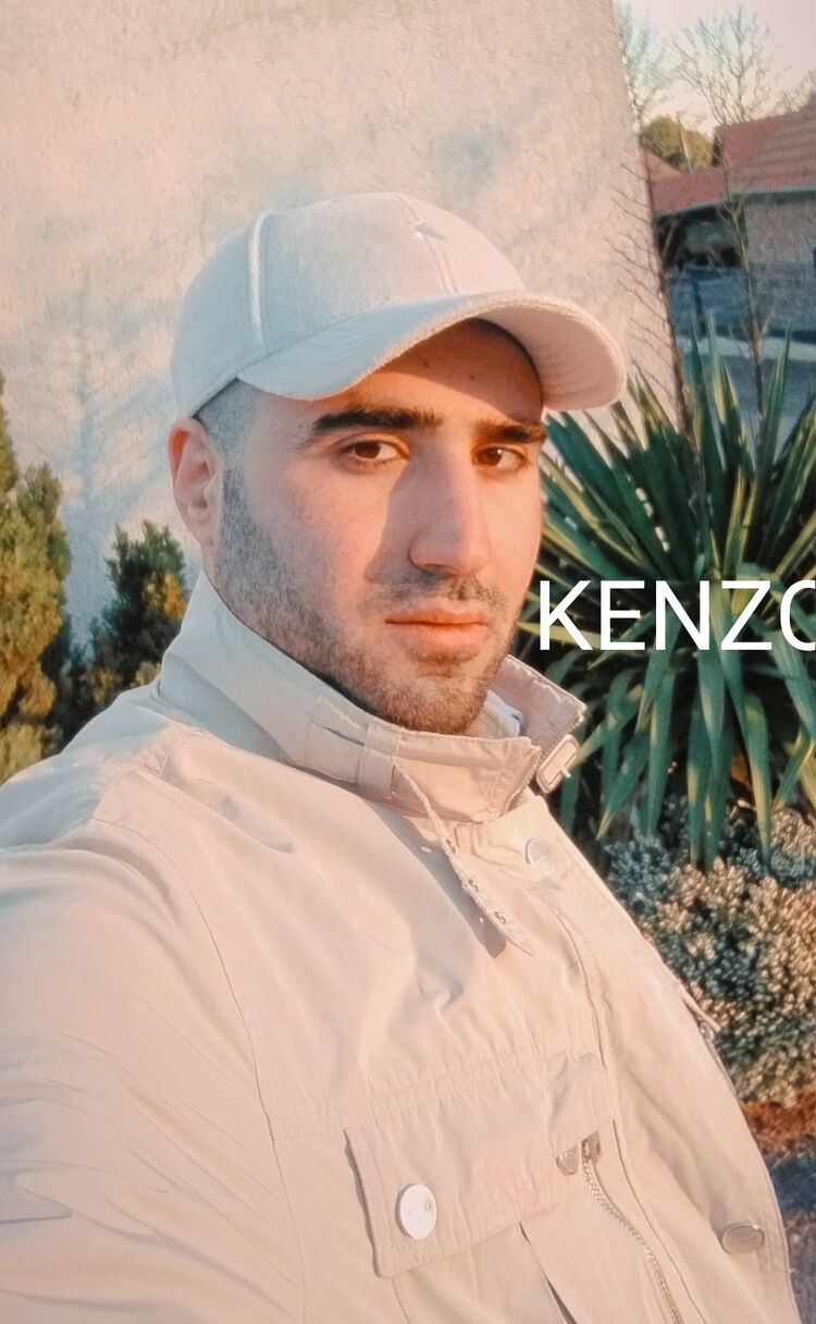  32864212  KEBAR, 34 ,    Soest