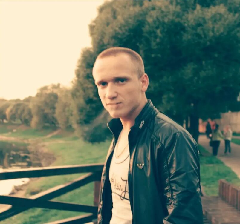  ,   Mikhail, 31 ,   ,   