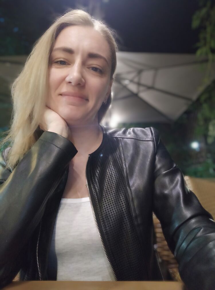  43508762  , 42 ,    --