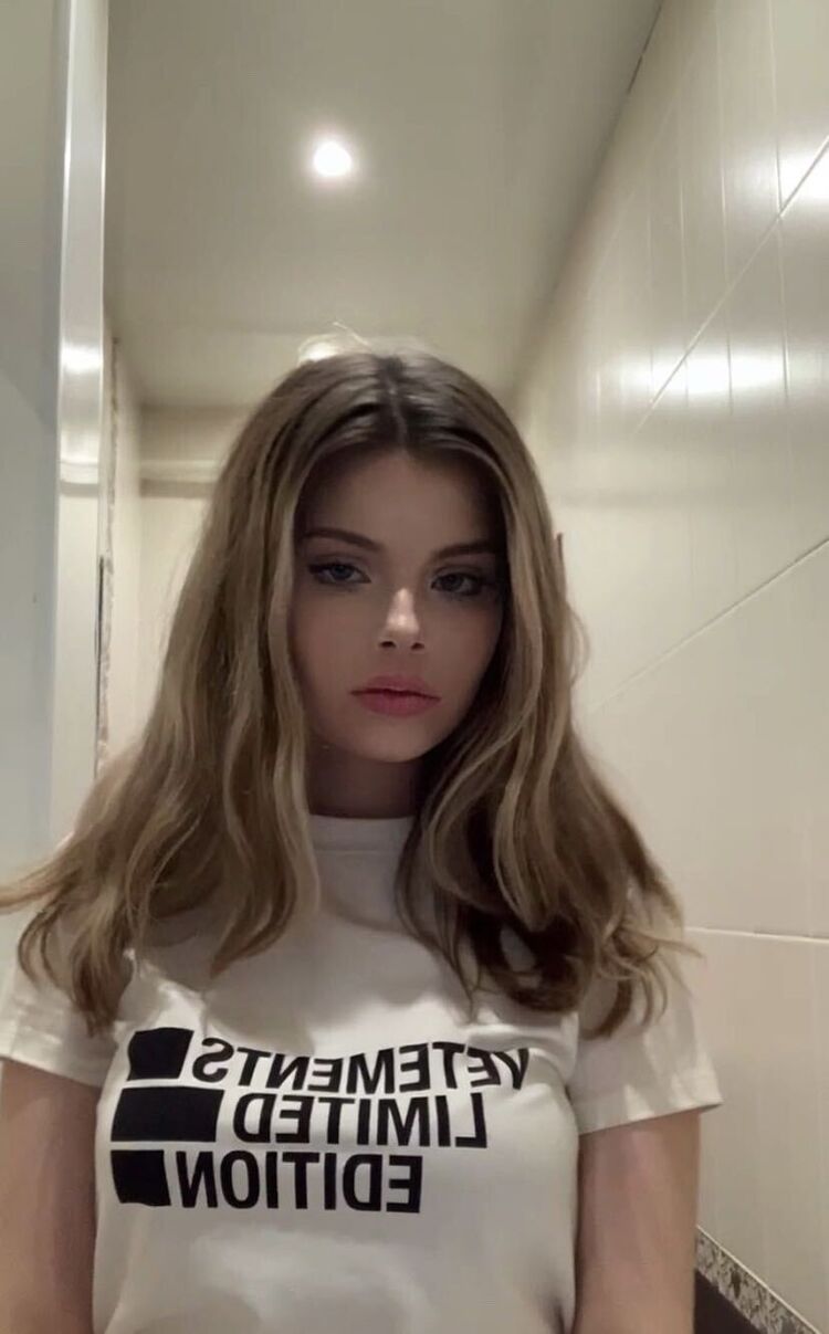 ���� 24720082 ������� �����, 22 ����, ���� ���������� � ������