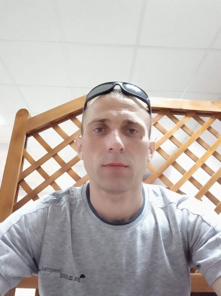  47634112  Petru, 38 ,    