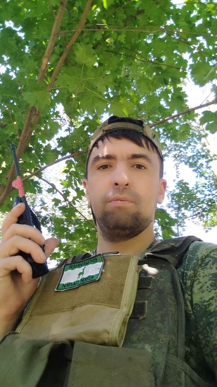  46161282  , 35 ,    