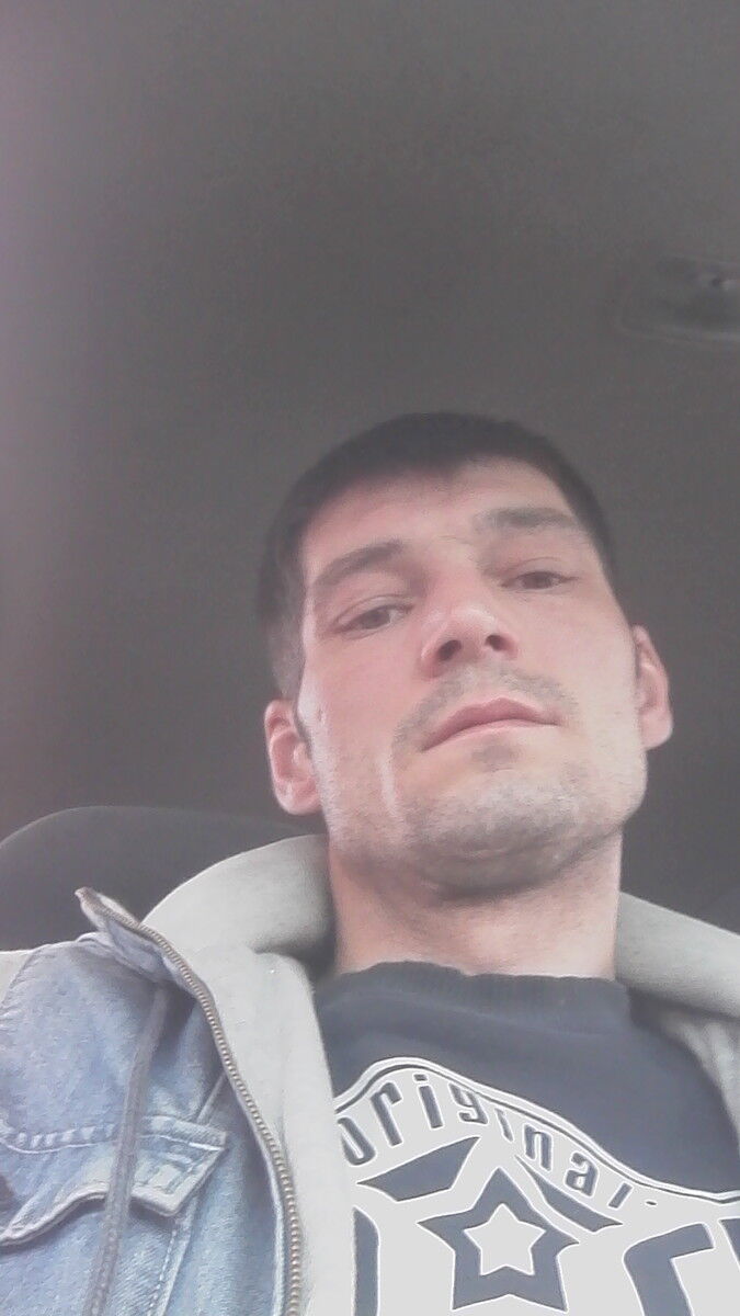  -,   Alex, 43 ,   ,   , c 