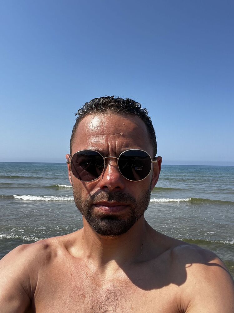  Antwerp,   Aleksandru, 40 ,   ,   , c , 