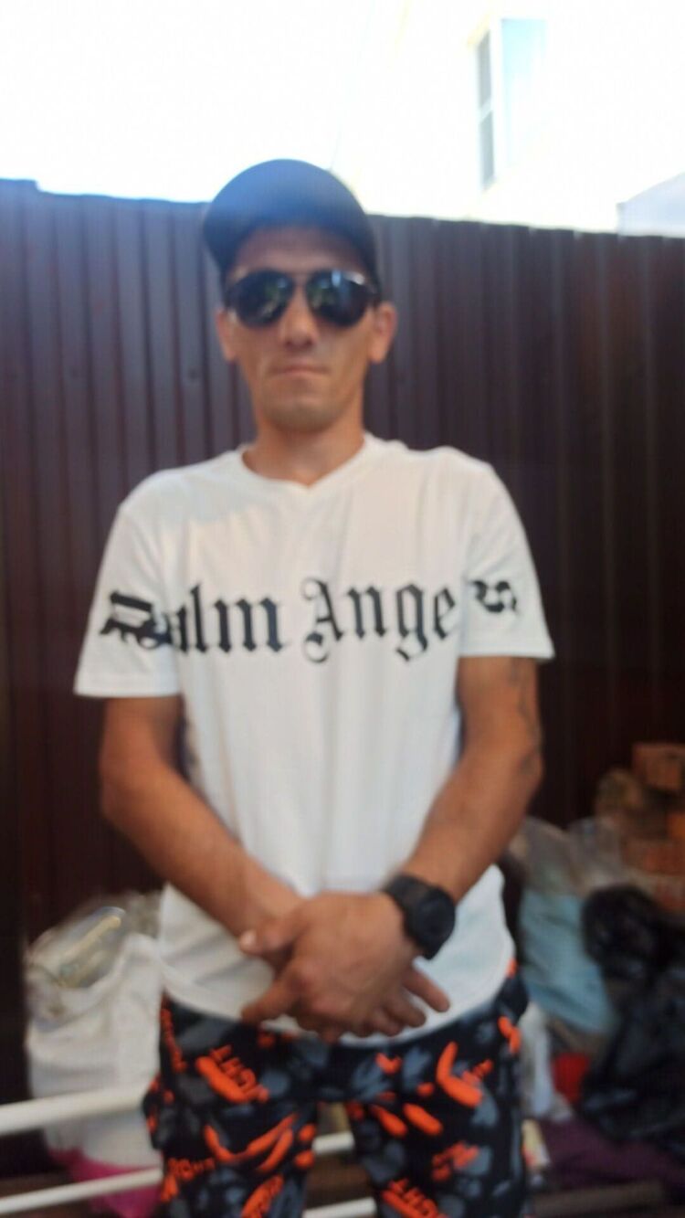  35637772  , 44 ,    --