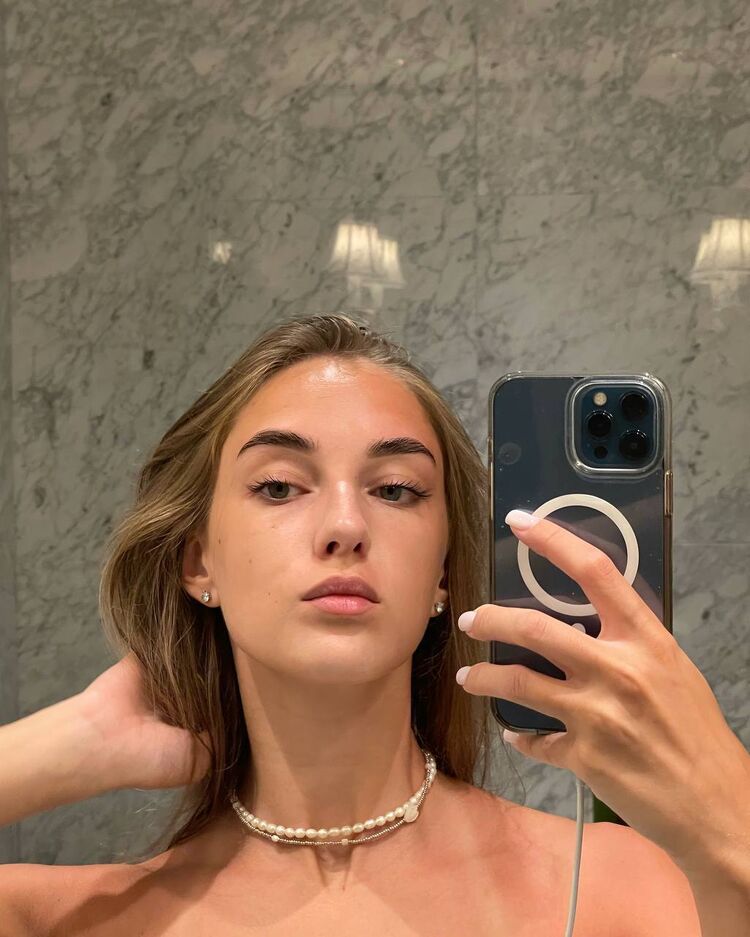  -,   , 24 ,   ,   